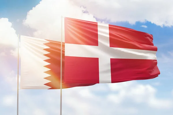 Sunny Blue Sky Flags Denmark Qatar — Fotografia de Stock