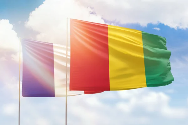 Sunny Blue Sky Flags Guinea France — 图库照片