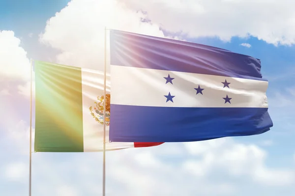 Sunny Blue Sky Flags Honduras Mexico — Fotografia de Stock