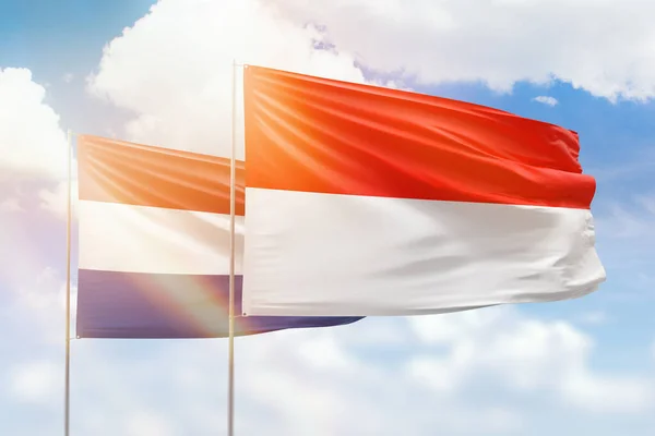 Sunny Blue Sky Flags Indonesia Netherlands — 图库照片