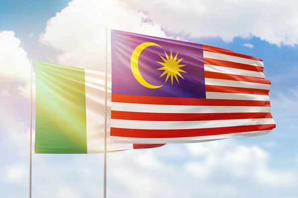 Sunny Blue Sky Flags Malaysia Italy — Stock Photo, Image