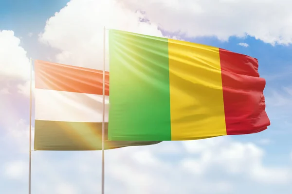 Sunny Blue Sky Flags Mali Hungary — 图库照片