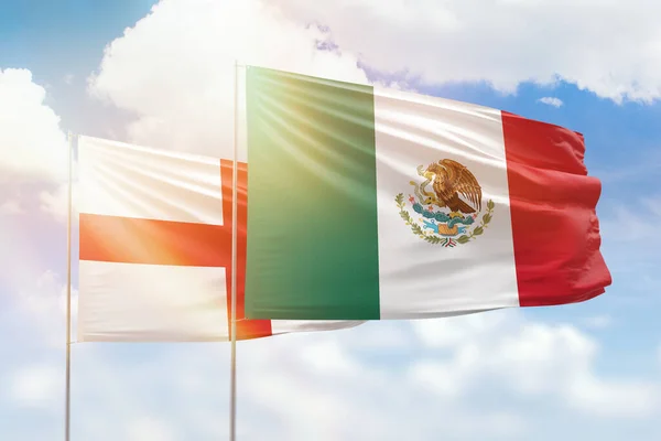 Sunny Blue Sky Flags Mexico England — Stock Fotó