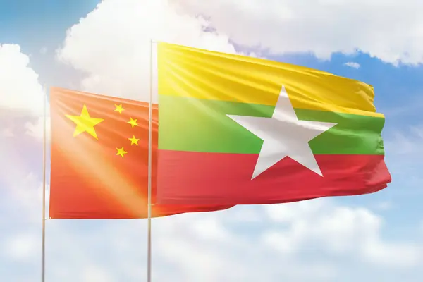 Sunny Blue Sky Flags Myanmar China — Stock fotografie