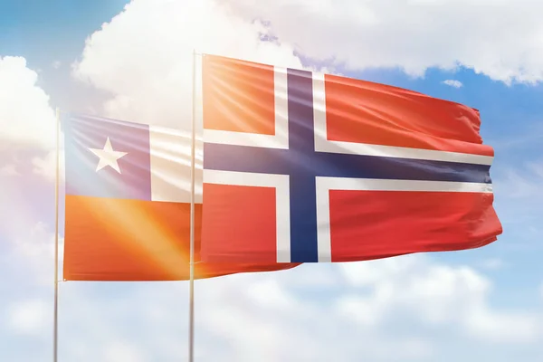 Sunny Blue Sky Flags Norway Chile — Zdjęcie stockowe