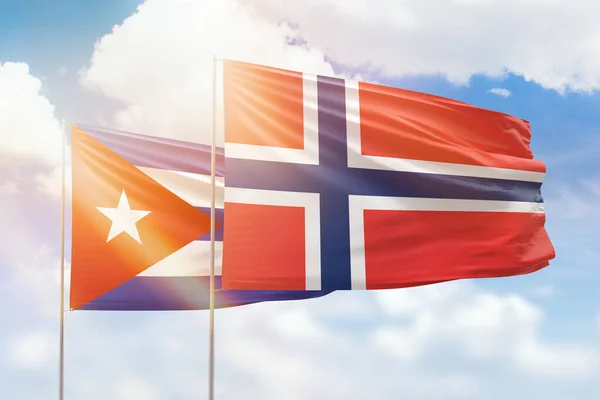 Sunny Blue Sky Flags Norway Cuba — Zdjęcie stockowe