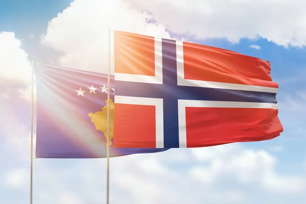 Sunny Blue Sky Flags Norway Kosovo — 图库照片
