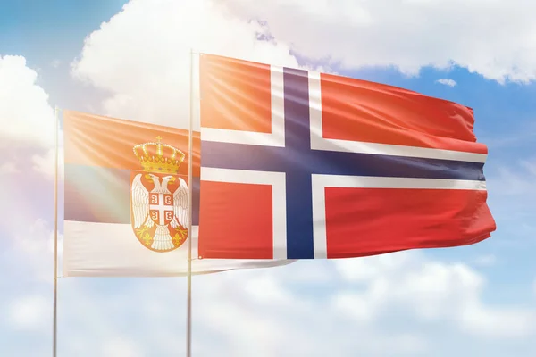 Sunny Blue Sky Flags Norway Serbia — Zdjęcie stockowe