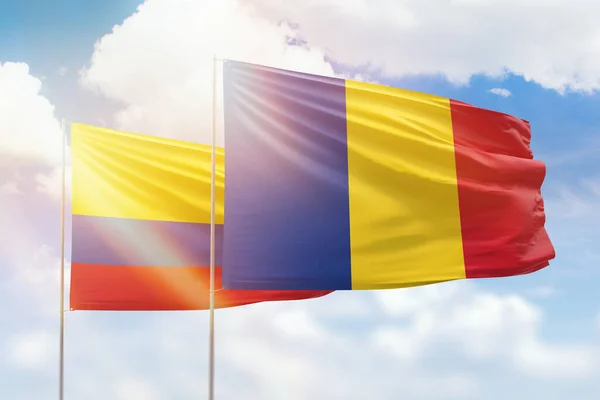 Sunny Blue Sky Flags Romania Colombia — Stockfoto