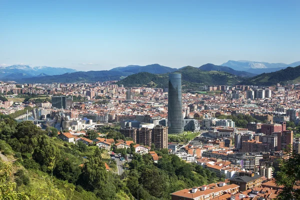 Vue sur la ville de Bilbao . — Photo