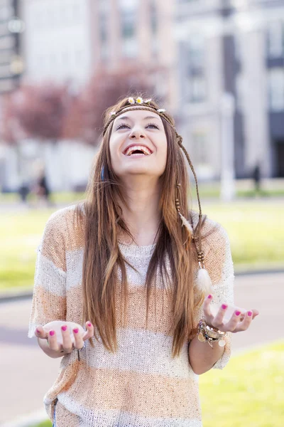 Vintage portrait of hippie young woman smiling with excitement. — Stock Photo, Image