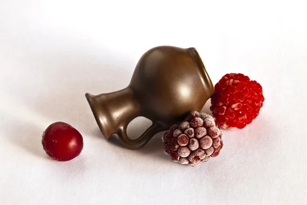 küçük kulplu testi