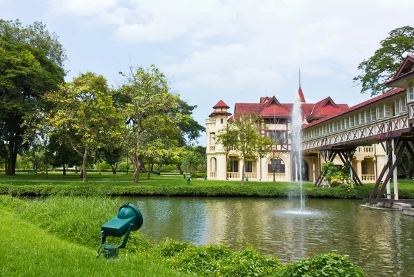 Westerse architectuur, sanam chan paleis in nkhonpathom thailand. — Stockfoto