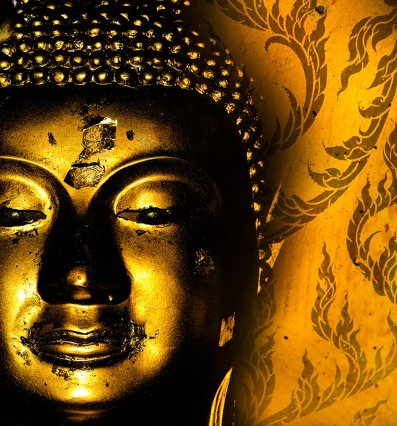 Buddha gold statue on golden background patterns Thailand. — Stock Photo, Image