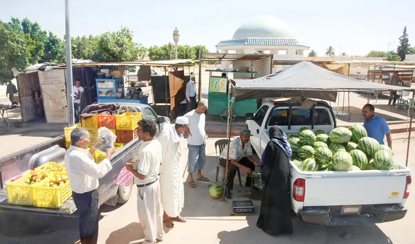 Marché de rue à Bir Al Huffay — Photo