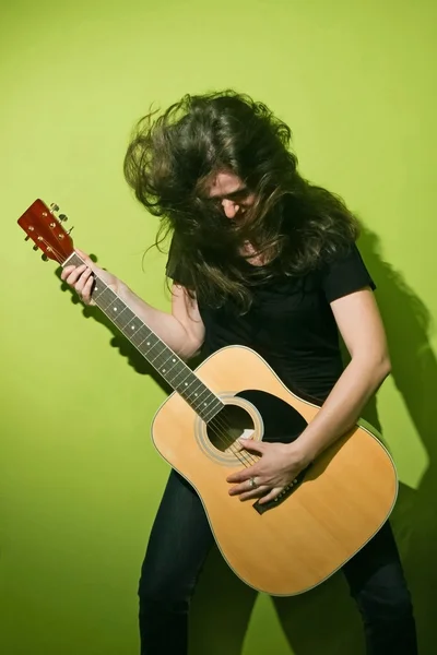 Rock woman and guitar — Stock Photo, Image