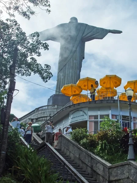 Toeristen bezoeken van Christus naar de Verlosser — Stockfoto