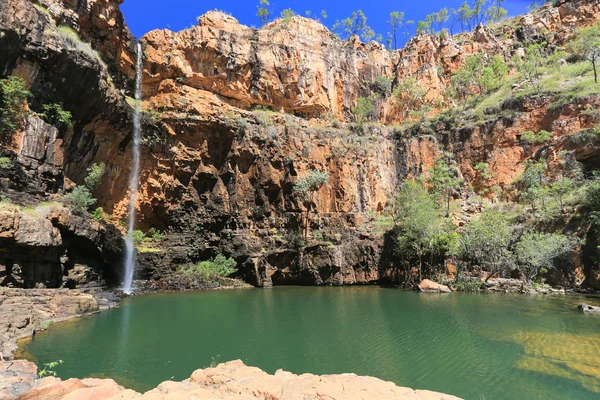 Cachoeira no Outback australiano Fotos De Bancos De Imagens