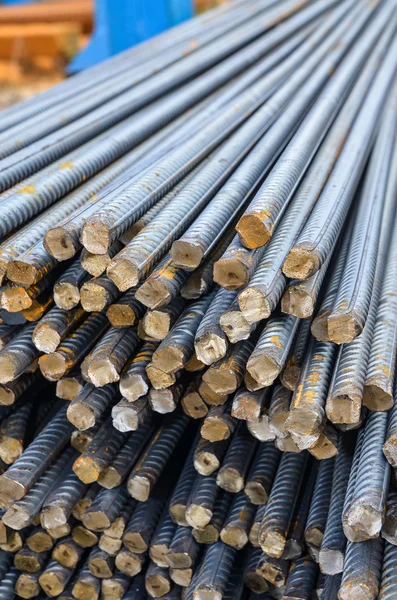 Reinforcing steel bars for building armature — Stock Photo, Image