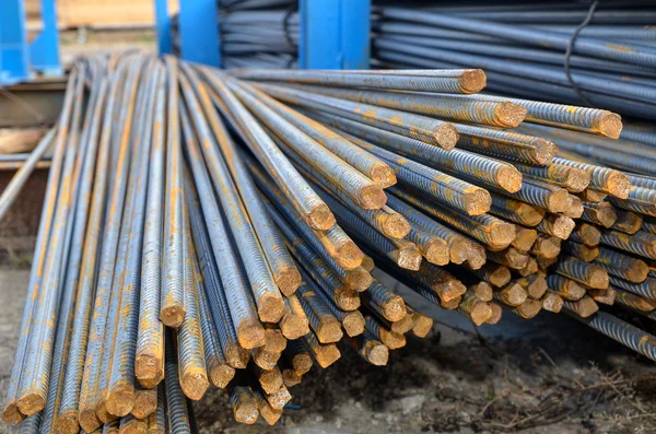 Reforço de barras de aço para a construção de armadura — Fotografia de Stock