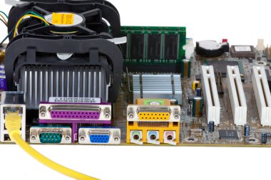 ağ kablosu ve anakart