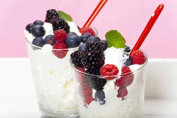 Yogurt mousse made with Colorful berries — Stock Photo, Image