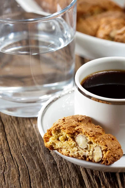 Cantuccini ed espresso — Foto Stock