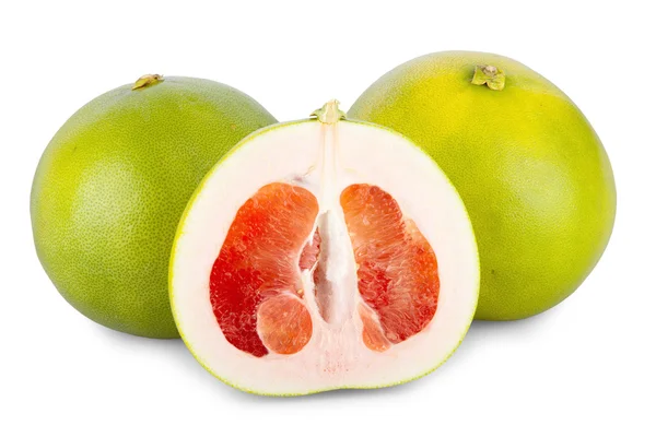 Dos Frutas Pomelo enteras y una a la mitad — Foto de Stock