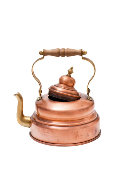 Panela de chá de cobre com tampa aberta isolada no fundo branco — Fotografia de Stock