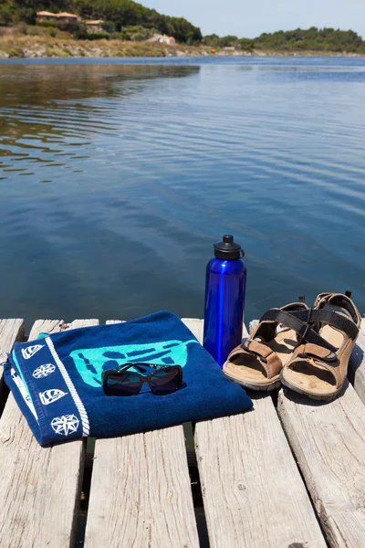 Relax at a lake — Stock Photo, Image