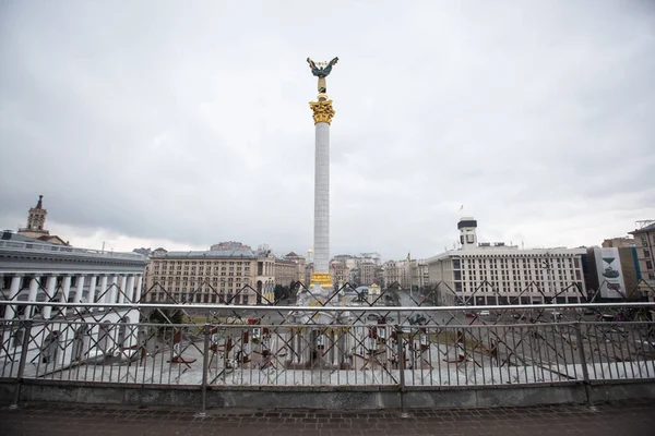 Place Déserte Indépendance Également Connue Sous Nom Maidan Nezalezhnosti Premier — Photo