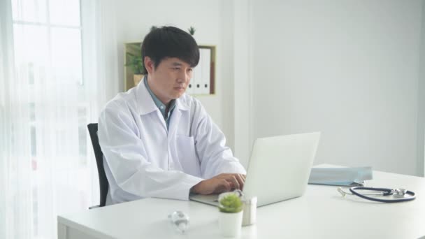 Medical Concept Resolution Doctors Working Using Computers Office — Stock Video