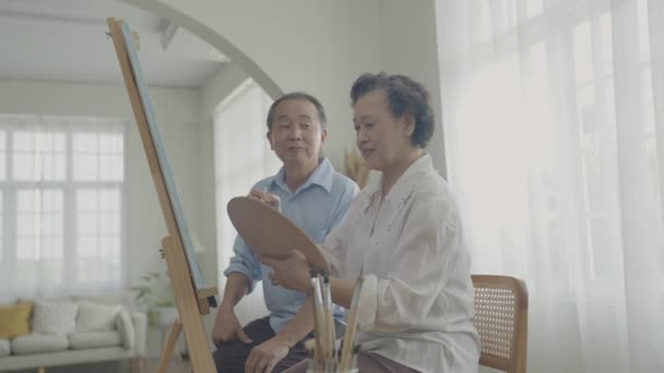 Concetto Artistico Risoluzione Famiglie Asiatiche Che Riuniscono Salotto Artista Sta — Video Stock