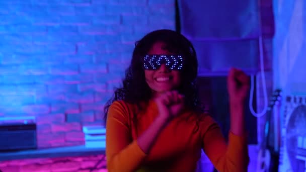Ferie Koncept Resolution Asiatiske Kvinder Har Det Sjovt Med Danse – Stock-video