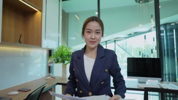 Business Concept Resolution Asian Woman Joyfully Throws Paper Office — Vídeo de Stock