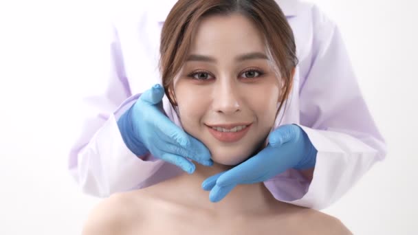 Beauty Concept Resolution Asian Woman Preparing Facial Surgery White Background — Stockvideo