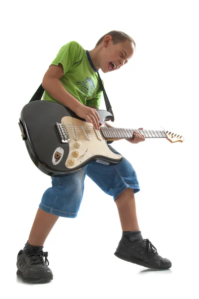 Kid met een gitaar — Stockfoto