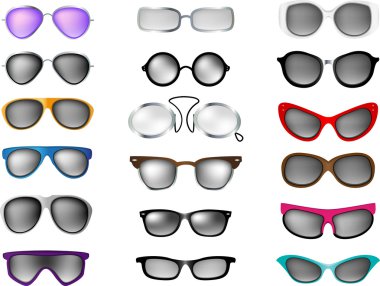 Farklı güneş gözlükleri.