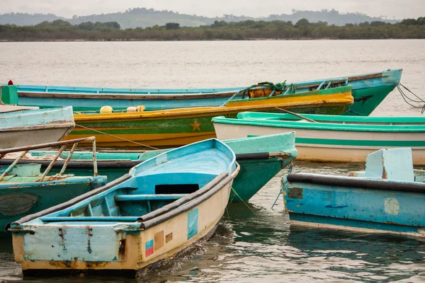 Balıkçı tekneleri cojimies Ekvador — Stok fotoğraf