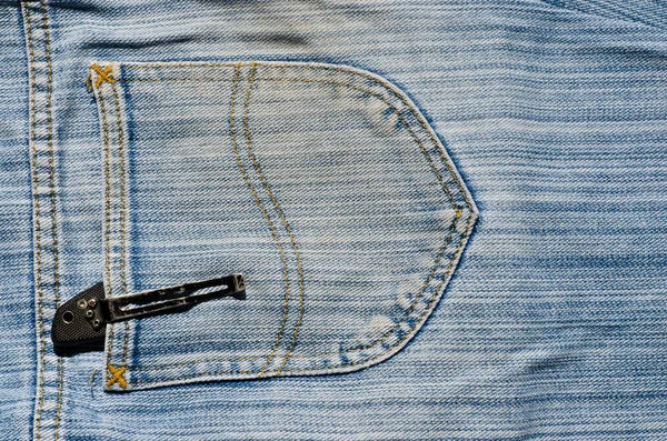 Jeans und Messer — Stockfoto