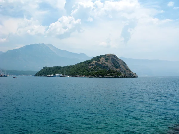 Akdeniz Türkiye'nin kıyı şeridi manzara — Stok fotoğraf