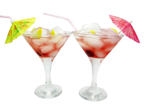 Bebidas de cóctel de ponche con alcohol y cereza — Foto de Stock