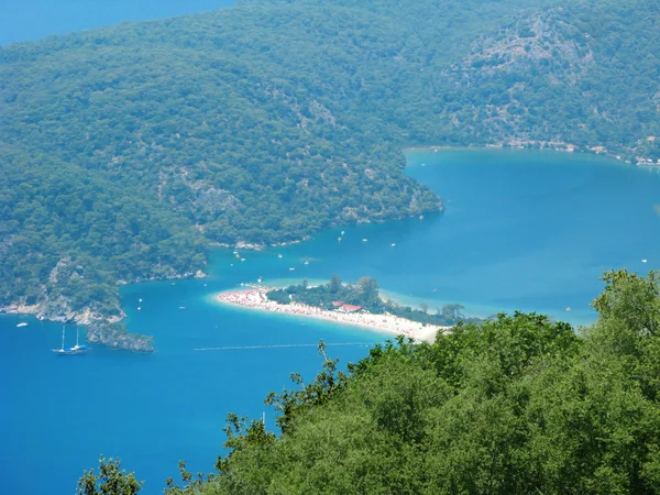 Panorama di laguna blu e spiaggia oludeniz tacchino — Foto Stock