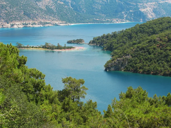 Panorama van blauwe lagune en strand oludeniz Turkije — Stockfoto