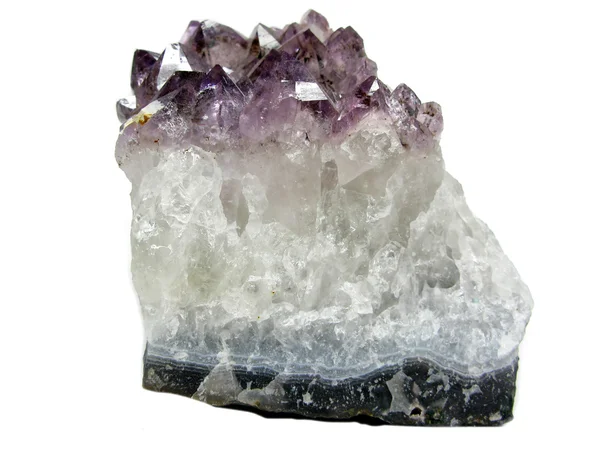 Cristales geológicos de geoda de amatista — Foto de Stock