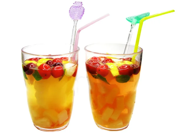 Punch cocktail drink med frugt - Stock-foto