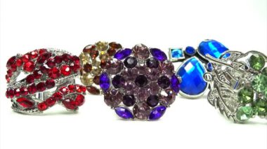 değerli gümüş yüzük Takı mücevher kristaller ile