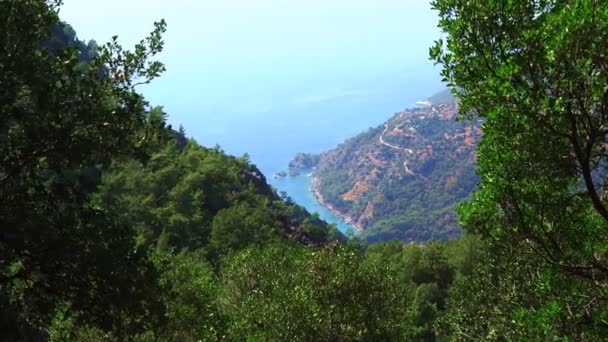 Τοπίο της ακτή της Τουρκίας στη Μεσόγειο θάλασσα — Αρχείο Βίντεο