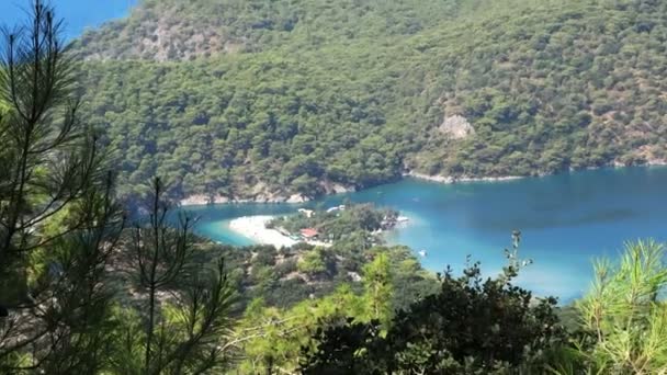 Panorama de laguna azul y playa de pavo oludeniz — Vídeo de stock