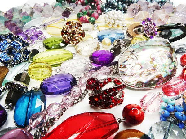 Cristales abalorios joyas como fondo de moda —  Fotos de Stock